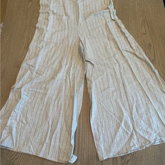 Max Studio Wide Leg Jumpsuit - Picture 5 of 8